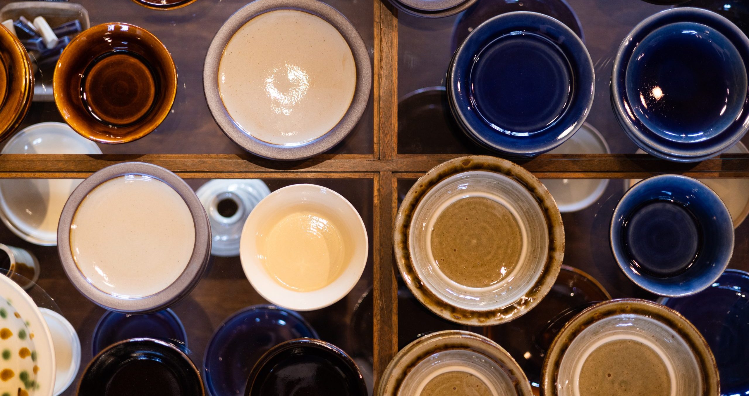 民藝の聖地、島根県出雲の毎日の生活に寄り添う“ふだん着の器” - Table